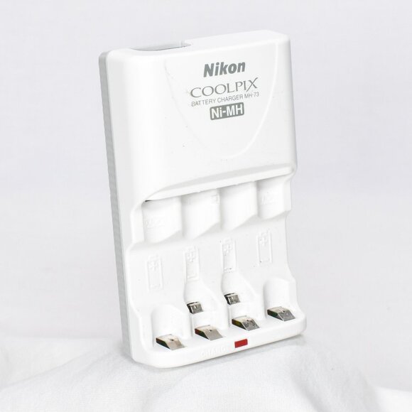 Nikon Other - Nikon Mh-73 Ni-mh Battery Charger For Ni-mh Aa Rechargeable Batteries NEW